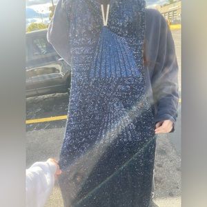 Size S navy blue dress
